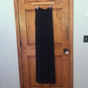 Gap xs maxi skirt